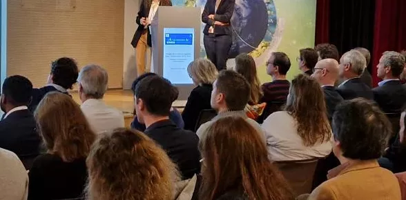 Matinée CNES-Entreprises -  Science et Newspace